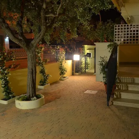 Residence Riviera Alba Adriatica Exterior photo