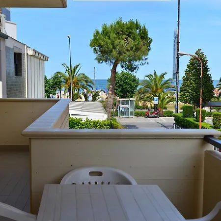 Residence Riviera Alba Adriatica Exterior photo