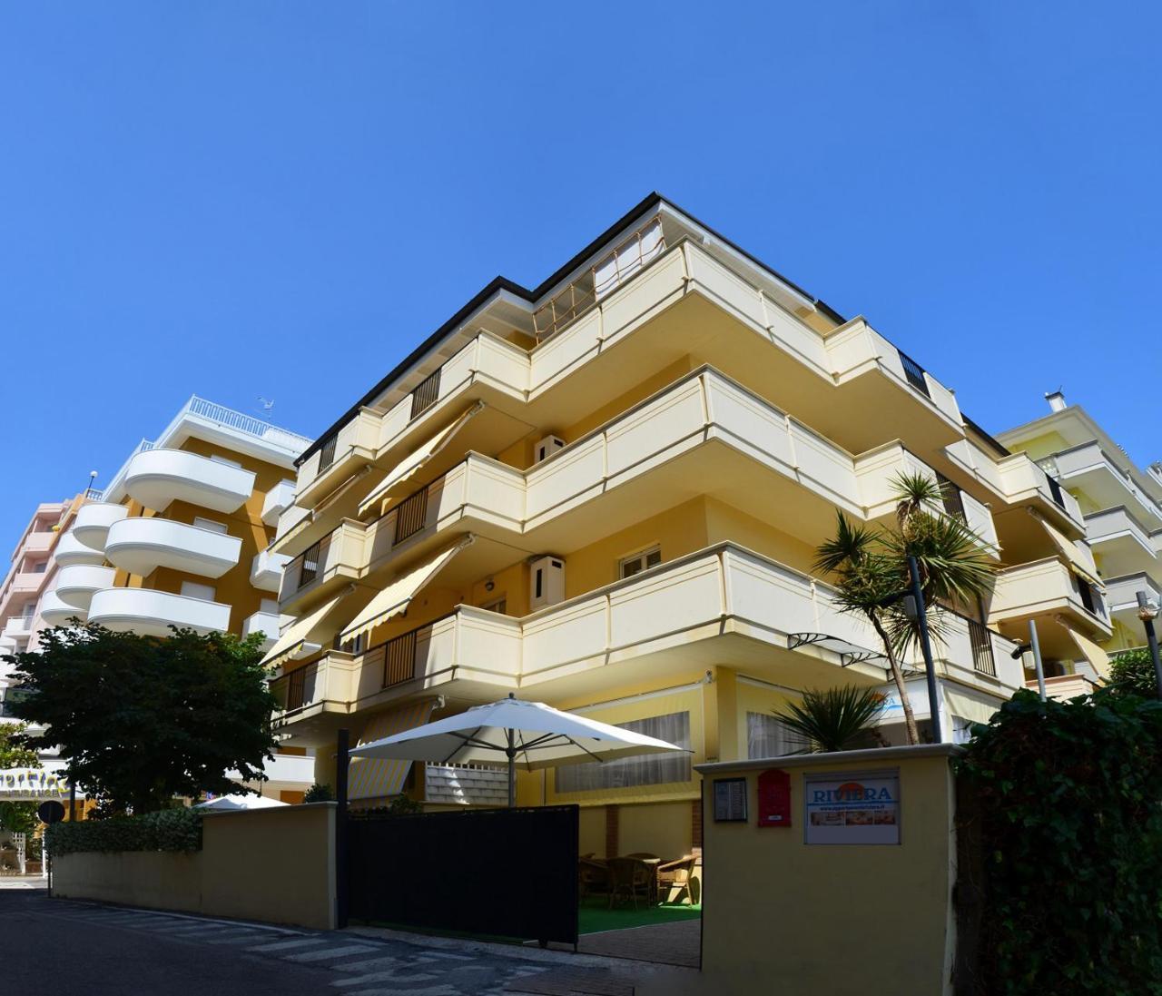Riviera *